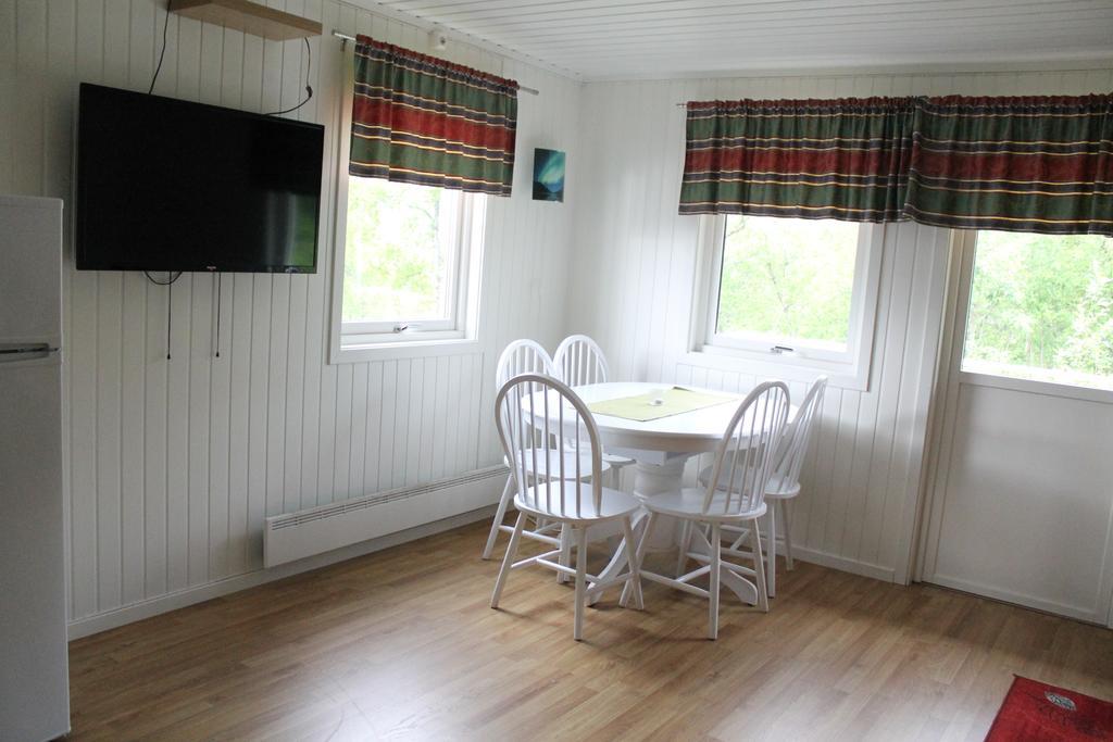 Svensby Tursenter Hotel Eksteriør billede